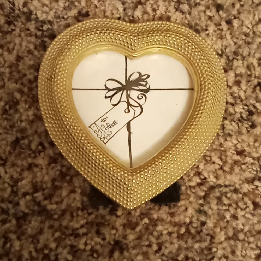 3x3 inch photo frame